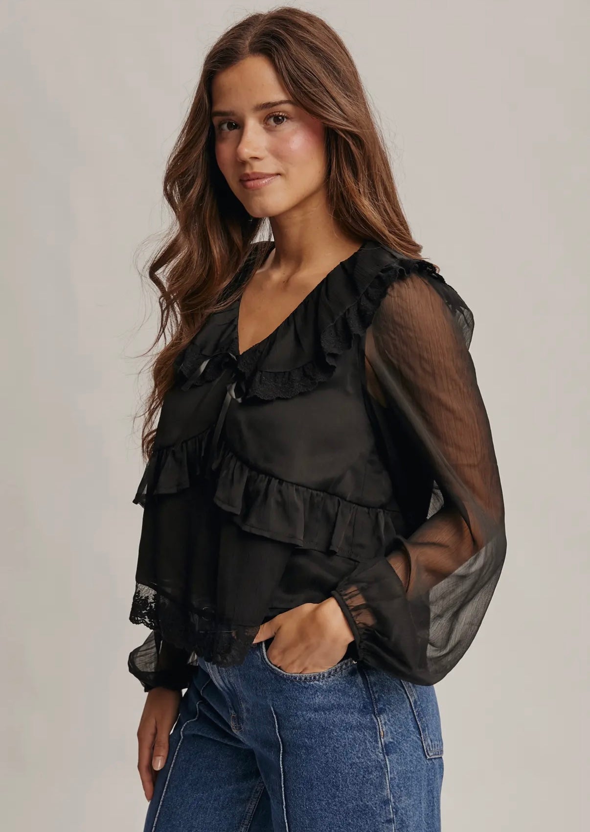 Lace Collar Ruffle Blouse